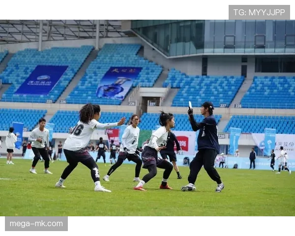 开赛最低人数规则如何影响比赛有效性与判罚标准